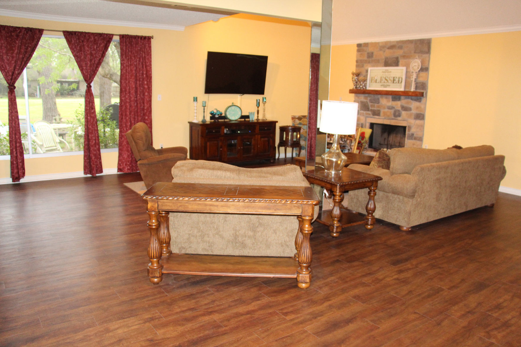 DON’T: Fill a family room with too many special or breakable pieces.